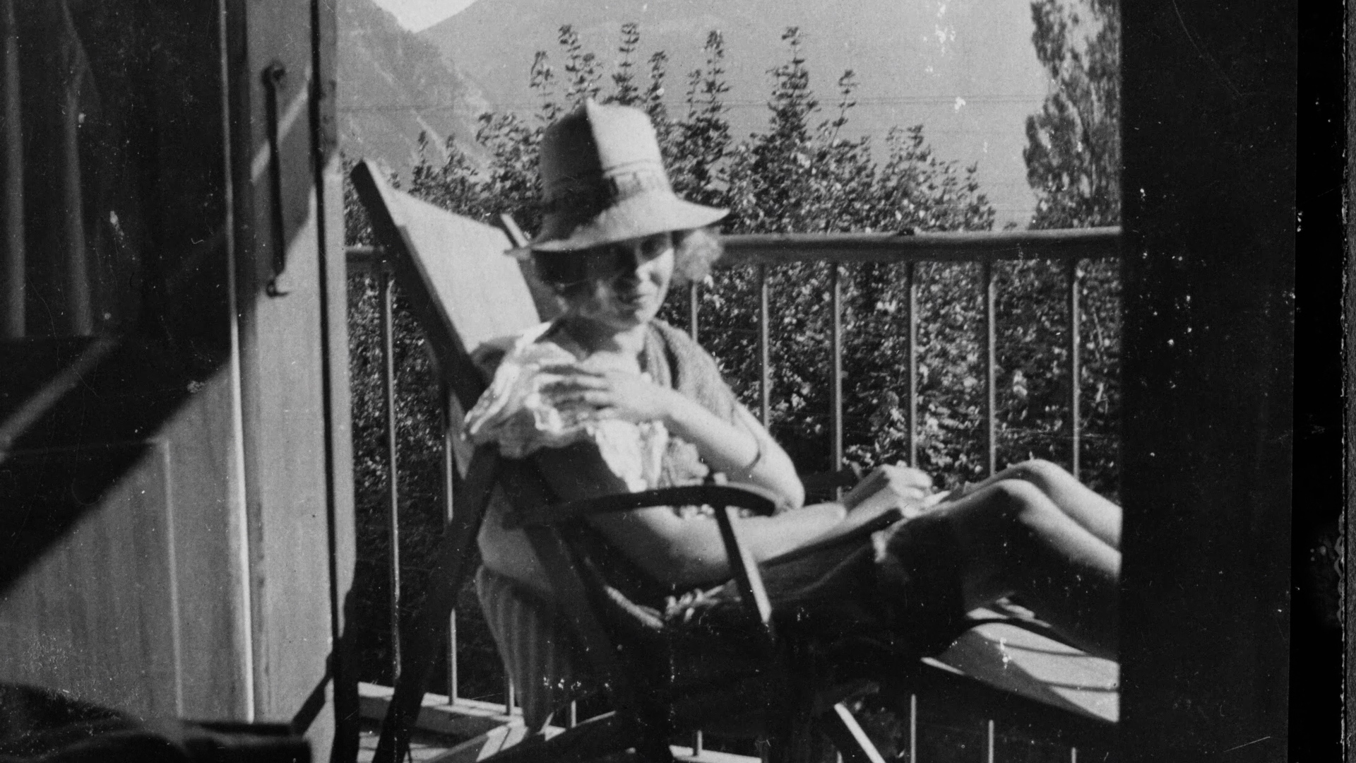 Ultraviolette et le gang des cracheuses de sang