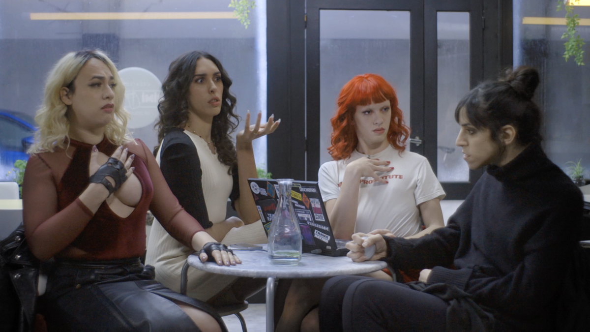 De la terreur, mes sœurs !