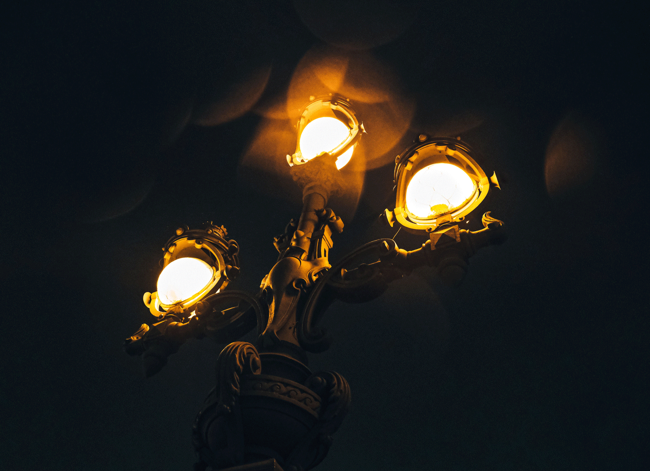 FORUM VOIX ETOUFFEES : LUMIERE !